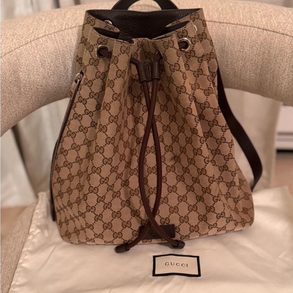 Gucci Beige Drawstring Backpack - Picture 4 of 10